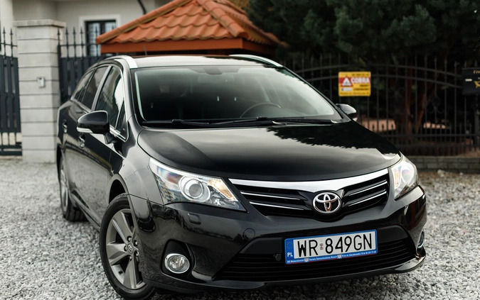 Toyota Avensis cena 47900 przebieg: 214000, rok produkcji 2014 z Radom małe 742
